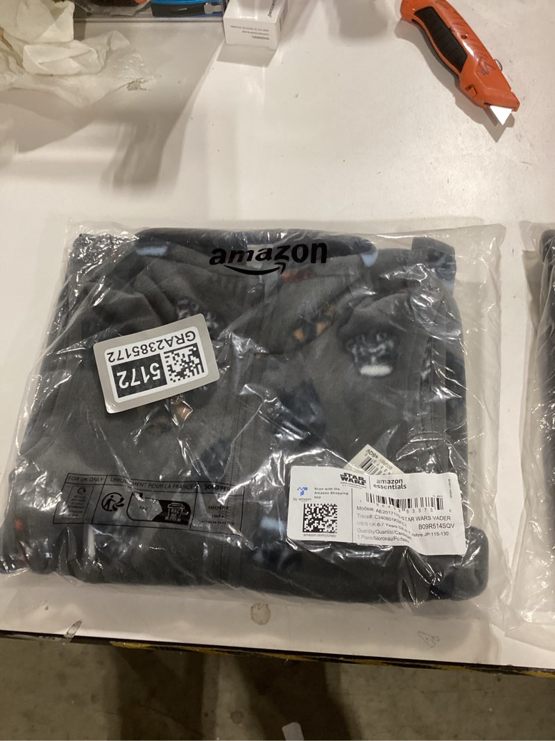 Amazon Essentials Disney | Marvel | Star Wars Boys' Polar Fleece Vests, Star Wars Vader, Small