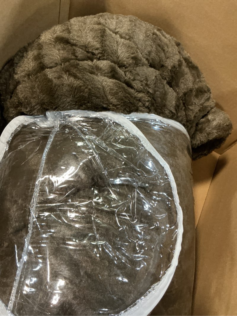 Condition photo showing As Is for madison park duke faux fur plush bedding 3 piece comforter set super soft and cozy warm, king/cal king, chocolate chocolate king/california king
