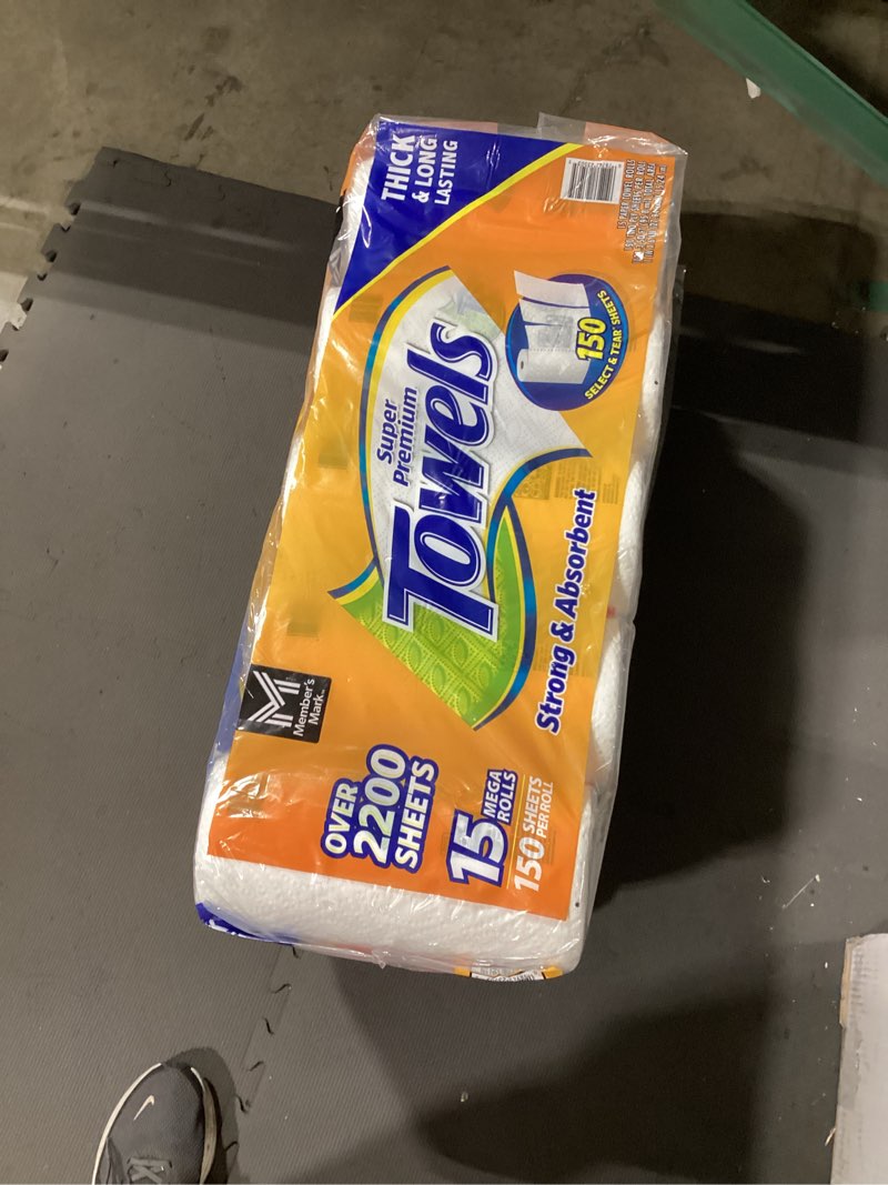 Condition photo showing New/Like New for member's mark select & tear 2-ply paper towel 15 rolls, 150 sheets/roll