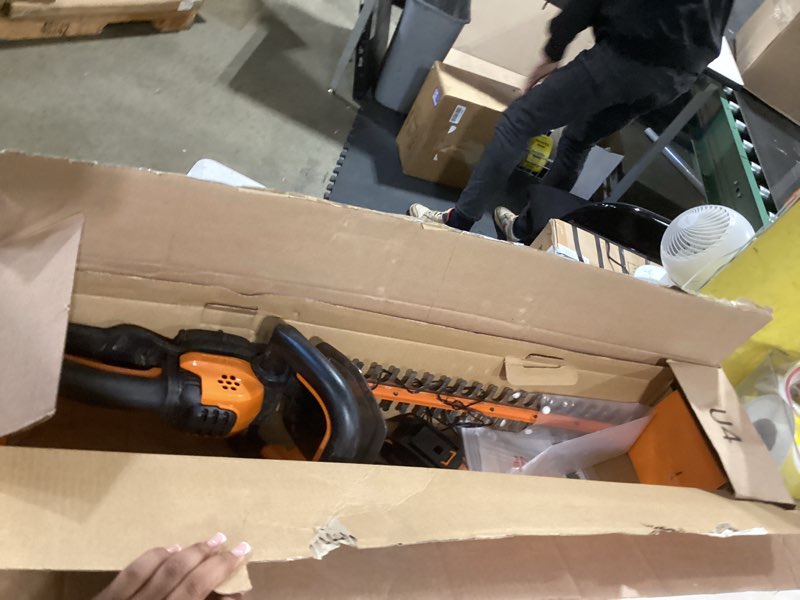 Condition photo showing As Is for worx 22" cordless hedge trimmer, electric hedge trimmer with dual-action blades, lightweight bush trimmer with 5.5 lbs, battery & charger included, wg261 22" 20v hedge trimmer w/(1)2.0ah battery
