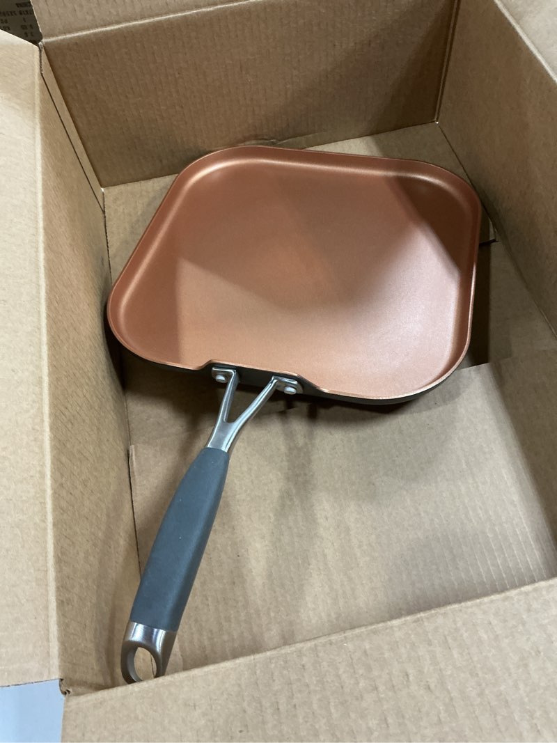 Condition photo showing Good Condition for NutriChef Copper Pan Non-Stick Coating Inside, Hard-Anodized Look Heat Resistant Lacquer Outside, Silicone Handle NCSQPA, 1 Griddle Square flat griddle pan