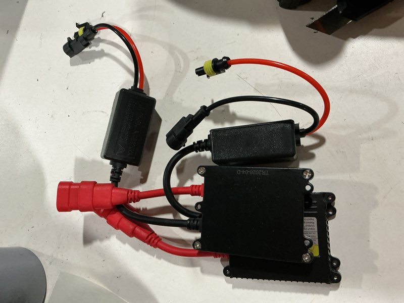 Condition photo showing As Is for xenon hid ballast 35w dc 12v universal replacement for h1 h3 h4 h7 h11 h13 9005 9006 9007 5202 880, pack of 2