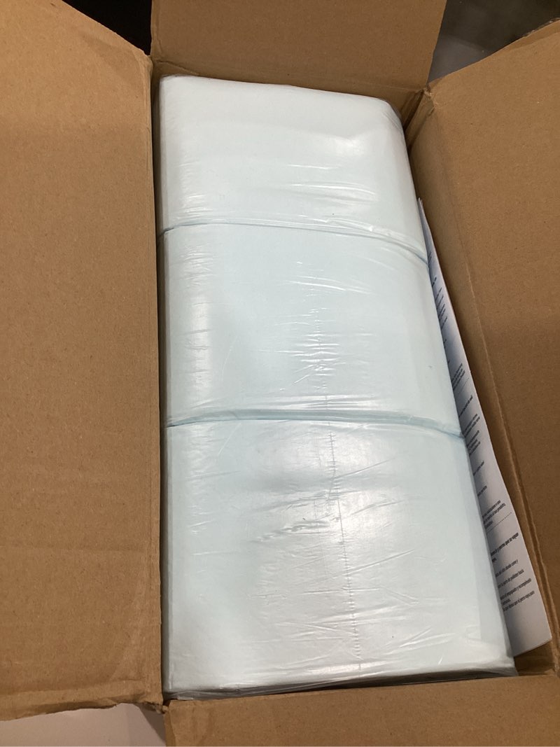 Condition photo showing Good Condition for amazon basics dog and puppy pee pads, 5-layer leak-proof super absorbent, quick-dry surface, potty training, regular (22x22"), 150 count, blue & white