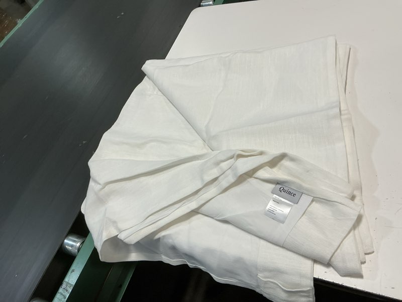 Condition photo showing Good Condition for heavyweight european linen room darkening curtain/48in x 48in/white