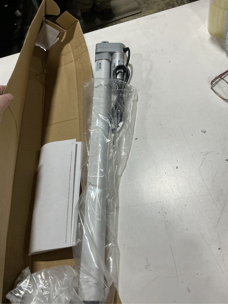 Condition photo showing Good Condition for ECO-WORTHY Linear Actuator Heavy Duty 3000N/660lbs with Mounting Brackets Multi-Function (12V, 18") 18 Inch Silver