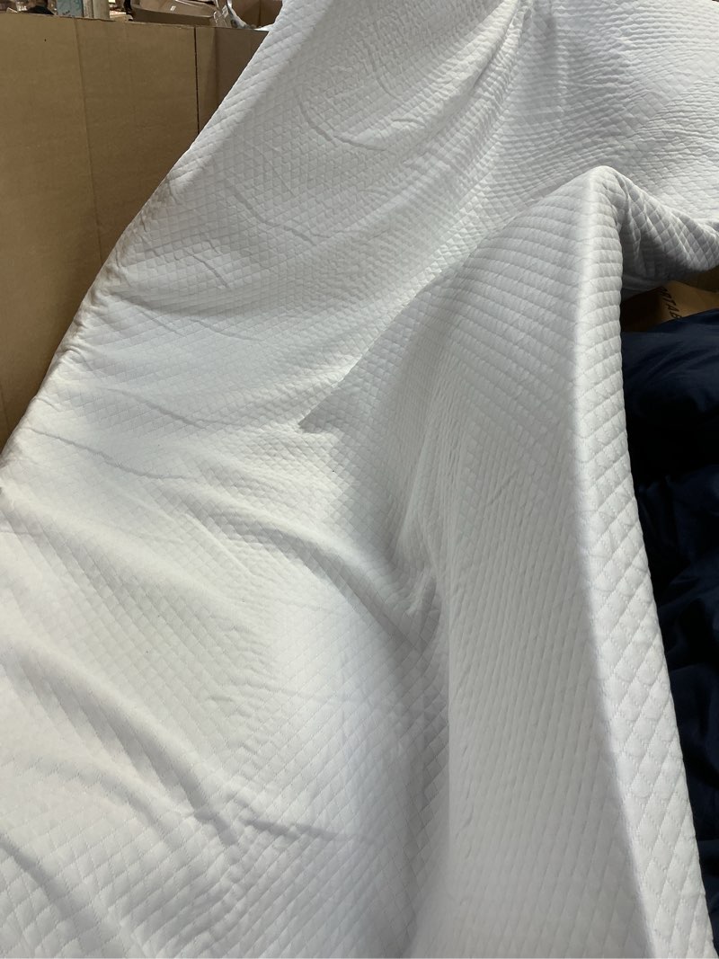 Condition photo showing As Is for SINWEEK 2 Inch Gel Memory Foam Mattress Topper Twin Size, Ventilated High Density Pad for Back Pain, Bed Topper with Removable Soft Cover, CertiPUR-US Certified Twin 2 Inch (White Cover)