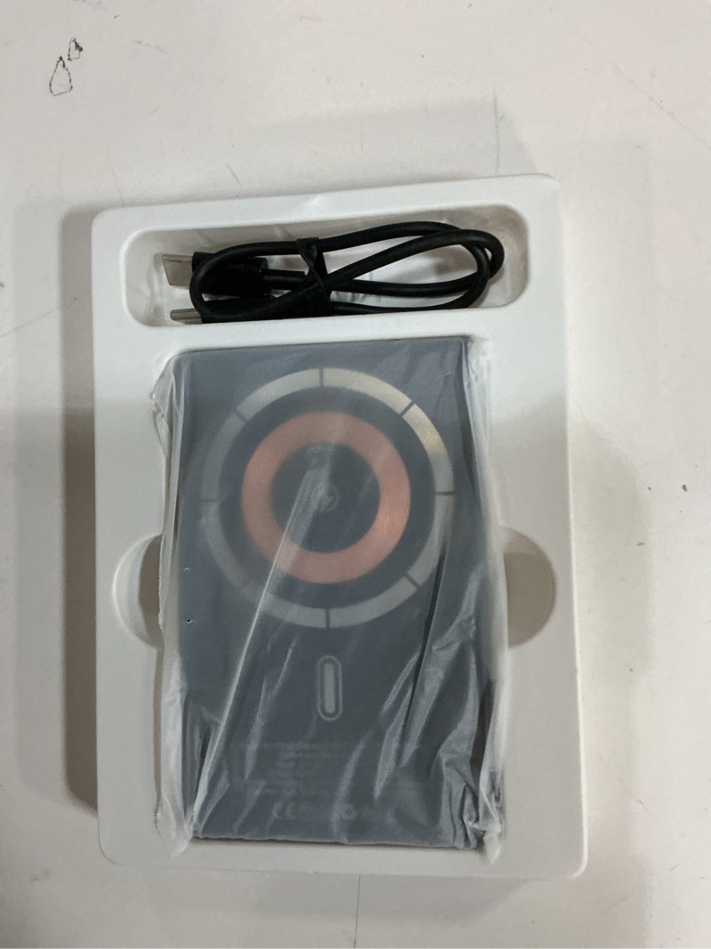 Condition photo showing Good Condition for kuulaa 5000mah magnetic power bank for iphone 0.41in slim magsafe battery pack wireless portable charger with rotable stand 20w pd usb c output for iphone 17/16/15/14/13/12 series (titanium)