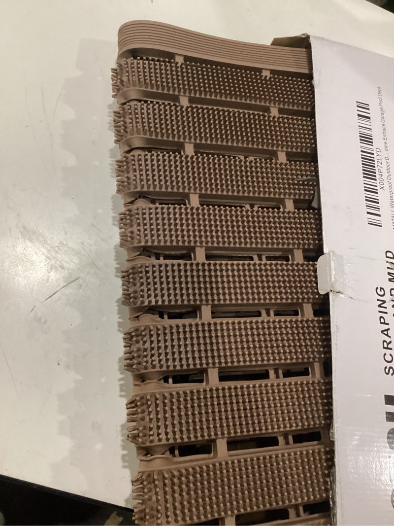 Condition photo showing Good Condition for matall waterproof outdoor door mat - 36x24 inches interlocking large thick outside doormat with drainage holes for indoor home entrace garage pool deck 2' x 3' (rectangular) beige