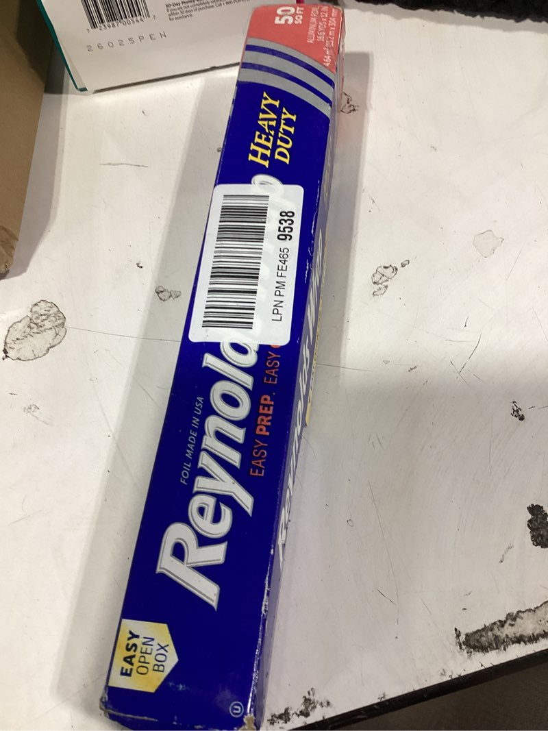 Condition photo showing New/Like New for reynolds wrap heavy duty aluminum foil roll, thick heavy duty foil for added strength and durability, secure easy open and close tab, 12 inches wide, 50 sq. ft. silver 50 sq ft (pack of 1)