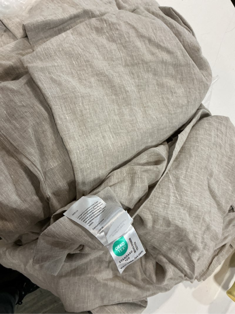Condition photo showing Good Condition for european linen chambray duvet cover set, king/cal king, natural