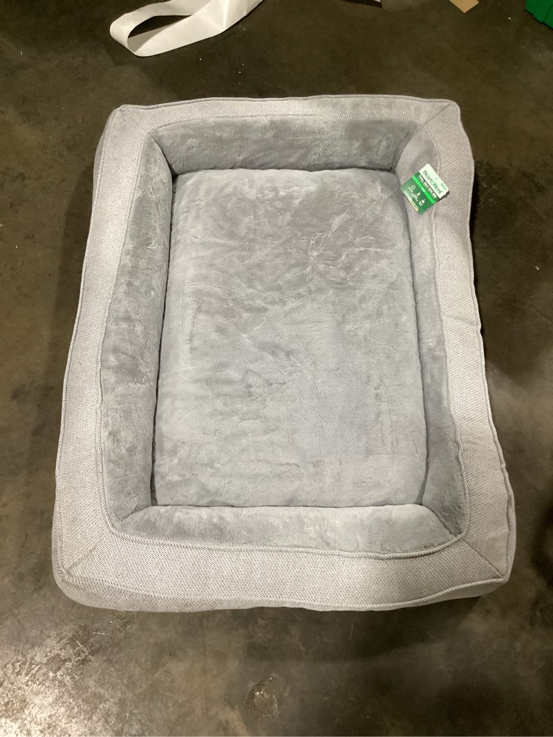 Condition photo showing Good Condition for Heart & Herd Rectangular Twill Gray Polyester Bolster Dog Bed ( Large )