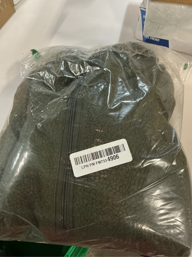 Condition photo showing New/Like New for Fleece Sweatshirts for Women Cropped Long Sleeve Half Zip Pullover Sherpa Jacket Warm Fuzzy Coats with Pockets Dark-olive Medium