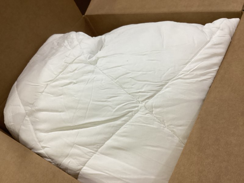 Condition photo showing As Is for Bamtek 100% Viscose Derived from Bamboo Comforter, Cooling Comforter, Duvet Insert, Breathable, Extra Fluffy, Lightweight Comforters, Oversized King White Oversized King