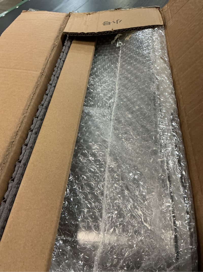 Condition photo showing Good Condition for henkelion stainless steel cat litter box with lid, 20" l x 14.2" w x 11.8" h, extra large litter box for big cats with high sided, anti-urine leakage, easy cleaning, include cat mat and scoop