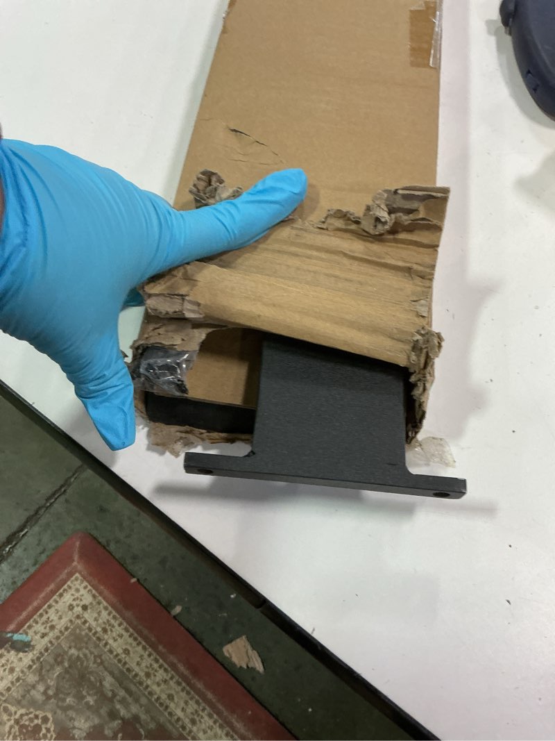 Condition photo showing Good Condition for Hidden Island Countertop Support Bracket 1 Pack Black 36 Inch Heavy Duty Granite Countertop Bracket Iron Island Support Brackets for Granite Quartz Wood 36 Inch Black-1 Pack