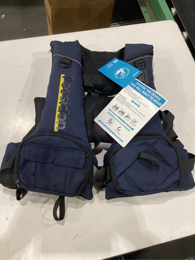 Condition photo showing New/Like New for adjustable lightweight breathable water safety life jacket | classic unisex design | multi-functional dual storage pockets | suitable for various water activities
