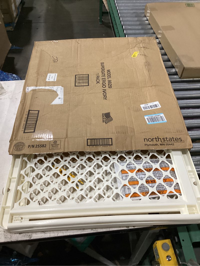 Condition photo showing New/Like New for toddleroo by north states - supergate ergo baby gate: plastic baby gate for stairs & doorways - adjustable indoor safety gate - made in usa - 26 to 42 inches wide - 26 inches tall - ivory
