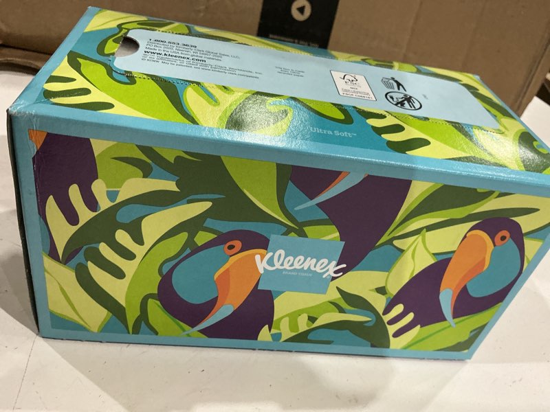kleenex trusted care facial tissues, 1 flat box, 160 tissues per box, 2-ply, packaging may vary,6 pack.