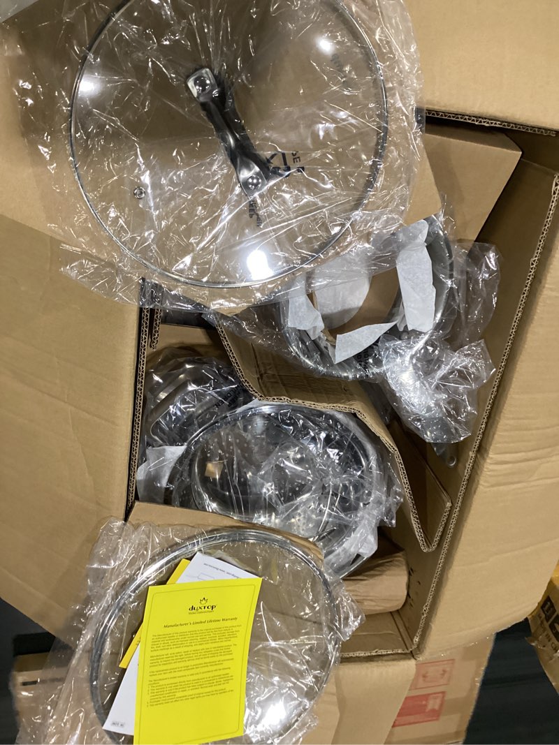 Condition photo showing Good Condition for duxtop professional stainless steel induction cookware set, 19pc kitchen pots and pans set, heavy bottom with impact-bonded technology