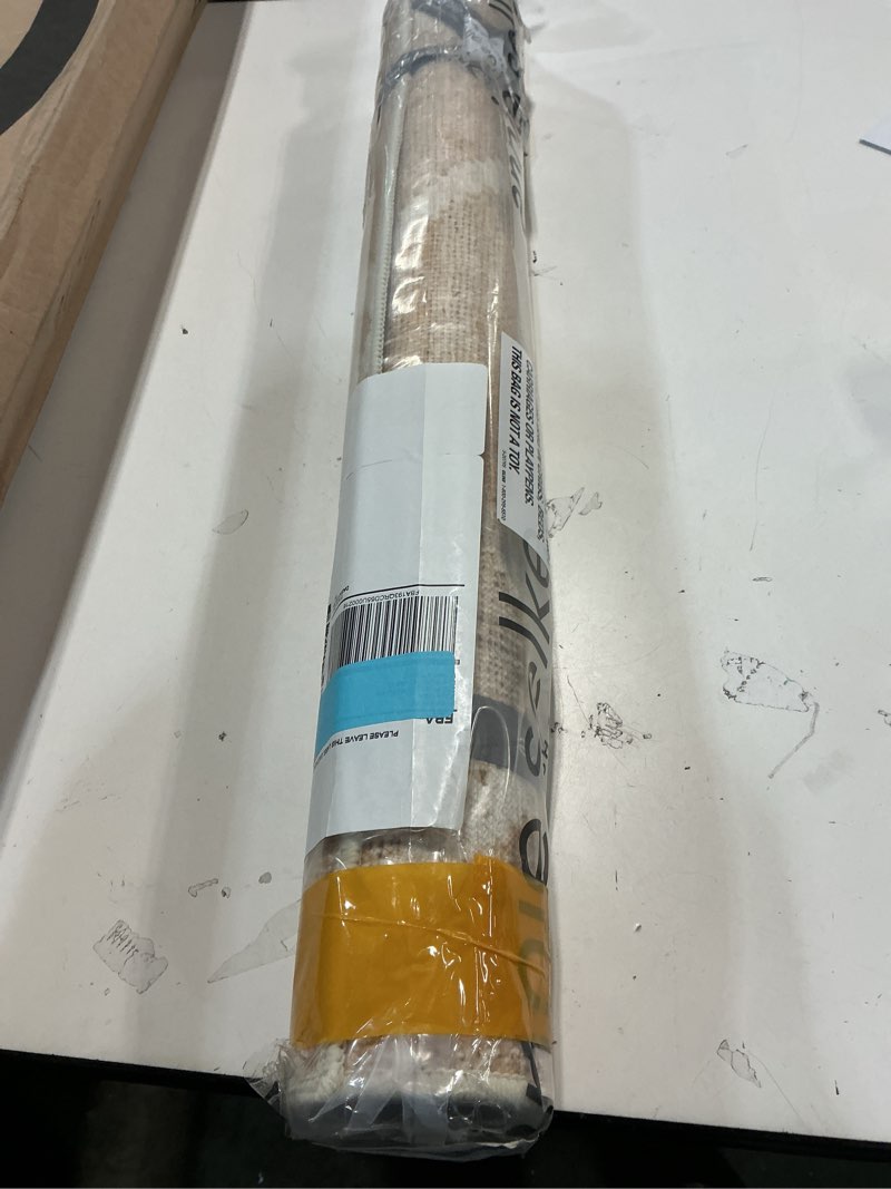 Condition photo showing New/Like New for Dash and Albert Kali Machine Washable Area Rug - 2' x 3' Natural - Diamond Accent Rug - Anti-Slip Backing, Lightweight, Machine Washable, High Traffic Areas Kitchen, Mudroom, Laundry Room 2' x 3' (Rectangular) Kali Natural