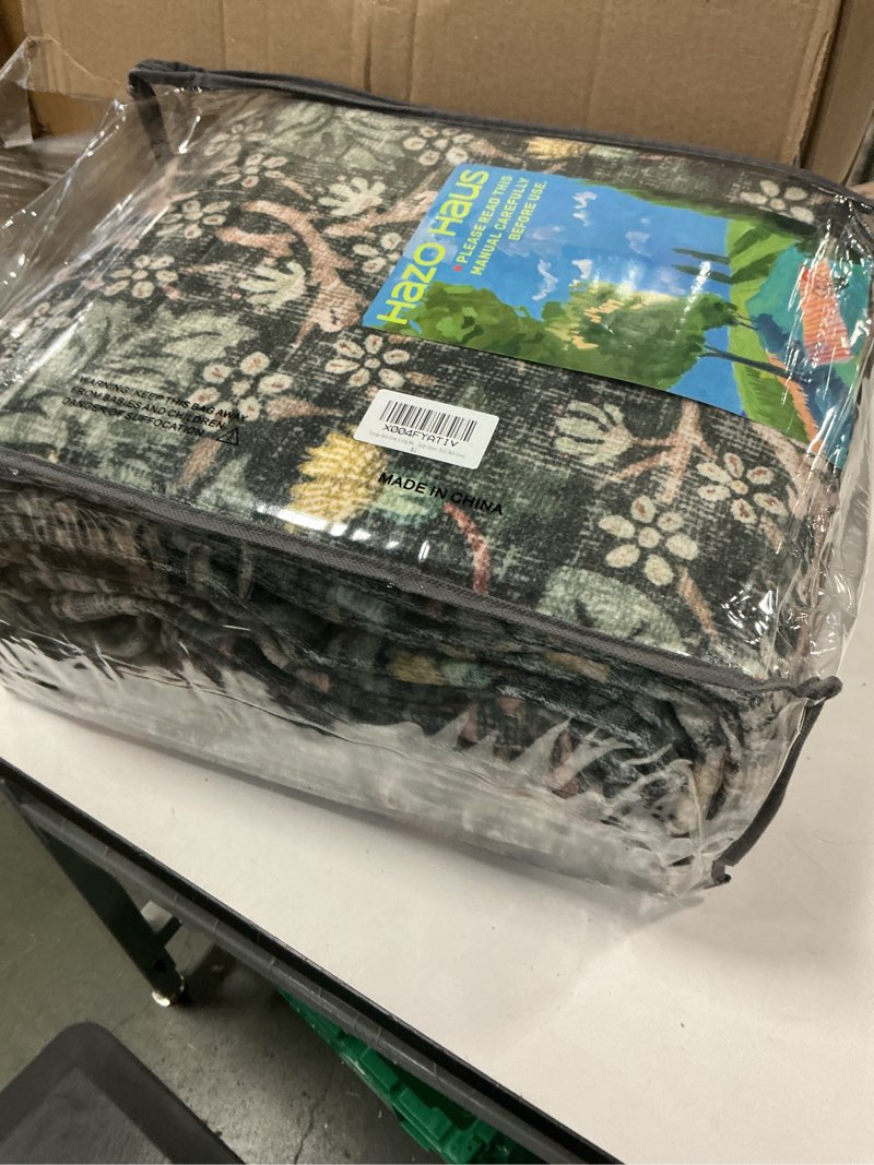 Condition photo showing New/Like New for Vintage Dark Green Living Room Rug, 8x10 Washable Area Rugs for Dining Room Under Kitchen Table, Bedroom, Oriental Low Pile Stain Resistant Non-Slip Large Carpet (8x10 Dark Green) Dark Green / Black 8' x 10' (Rectangular)