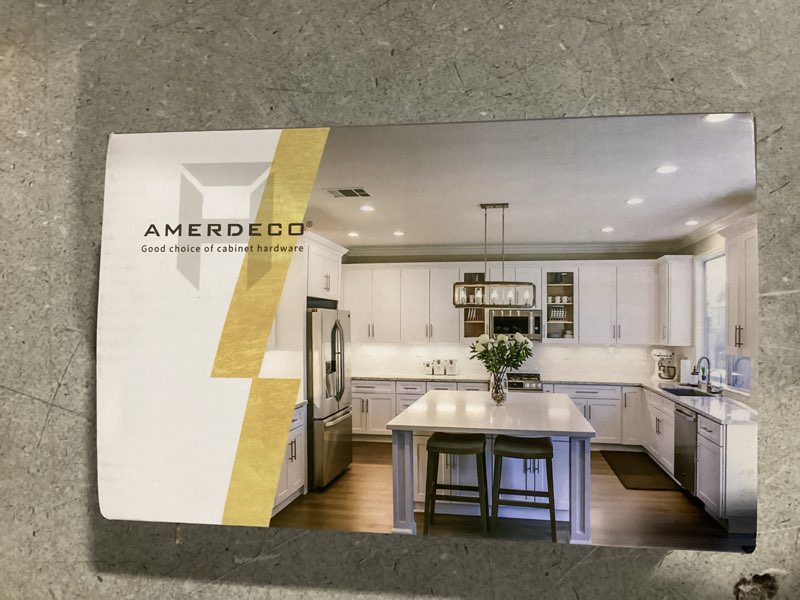 Condition photo showing Good Condition for Amerdeco 10 Pack Champagne Bronze Cabinet Knobs 1.46 Inch(37mm) Solid Gold Kitchen Cabinet knobs Rectangle Brushed Brass Drawer Knob for Bathroom Cabinets ZH00013 Knob 10 Pack Champagne Bronze