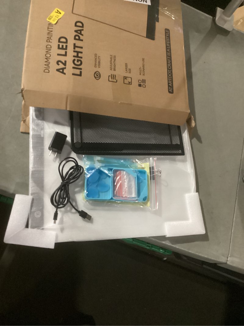 Condition photo showing Good Condition for artdot a2 led light pad for diamond painting usb powered light board kit, adjustable brightness with 12 angles stand and clips a2 light pad
