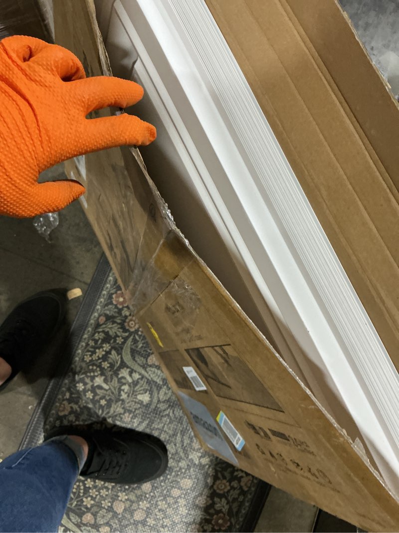 Condition photo showing Good Condition for art3d pvc ceiling tiles, 2'x2' plastic sheet in white (24-pack) 24"x24" white 1 24