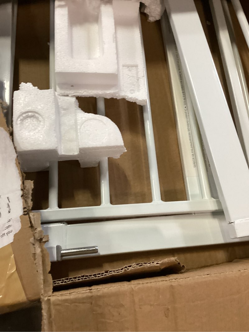 Condition photo showing Good Condition for regalo safety 36" extra tall baby gate for doorways & bottom of stairs, pressure mount, toddlers & pets, 6-24 months, tested & safe for 30 years, american designed, american owned white 29-36.5"w x 36"h