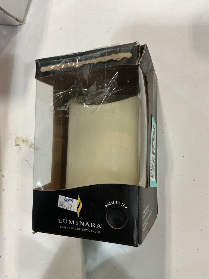 Condition photo showing Good Condition for luminara scalloped edge flameless led candle, ivory, 3" x 5", battery operated, moving flame, real wax pillar with timer, vanilla honey scented