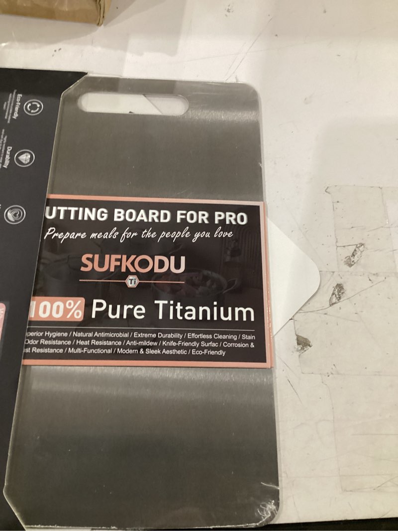 Condition photo showing Good Condition for titanium cutting board, 100% pure titanium cutting boards for kitchen, double-sided titanium cutting boards,separate raw and cooked food areas
