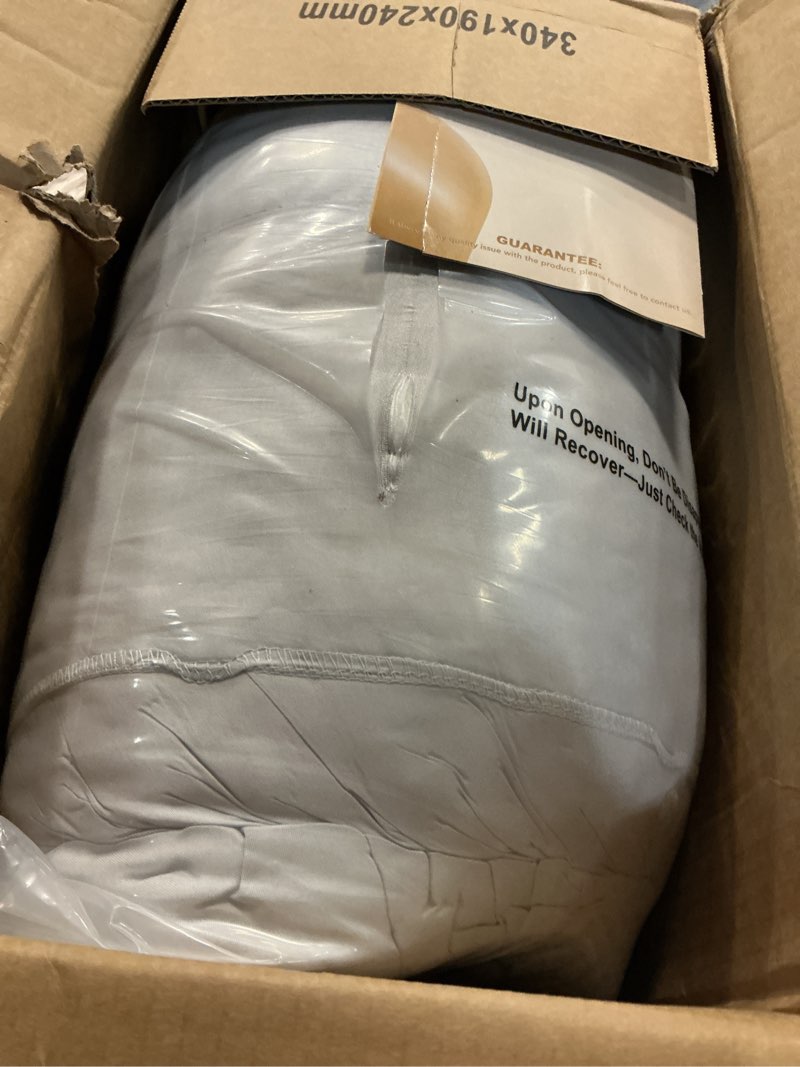 Condition photo showing New/Like New for outdoor bench cushion waterproof 59"x18" – fade-resistant patio furniture cushion with ties for loveseat, porch swing or indoor bench replacement, cream 59'' x 18'' cream