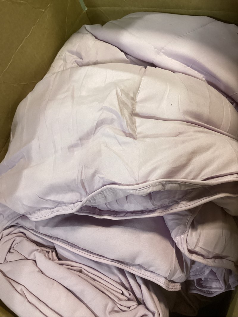 Condition photo showing Good Condition for cozyart queen comforter set 7 pcs, lavender bed in a bag, all season lightweight soft reversible bedding set, 1 comforter, 1 flat sheet, 1 fitted sheet, 2 pillow shams, 2 pillowcases lavender queen