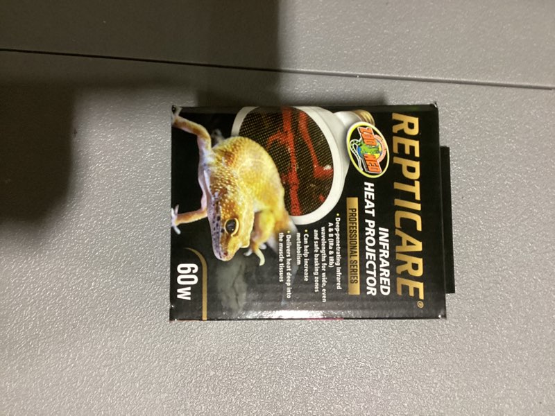 Condition photo showing New/Like New for Zoo Med ReptiCare Infrared Heat Projector - DH-60