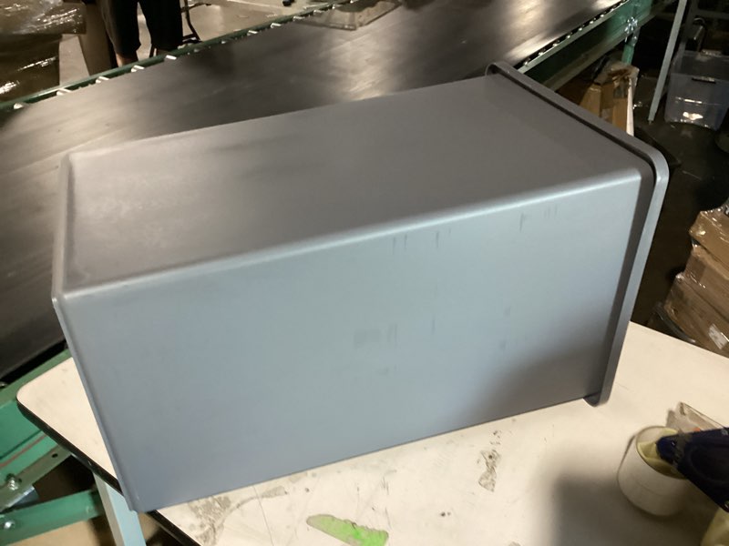 Condition photo showing Good Condition for square waste container 2 pack