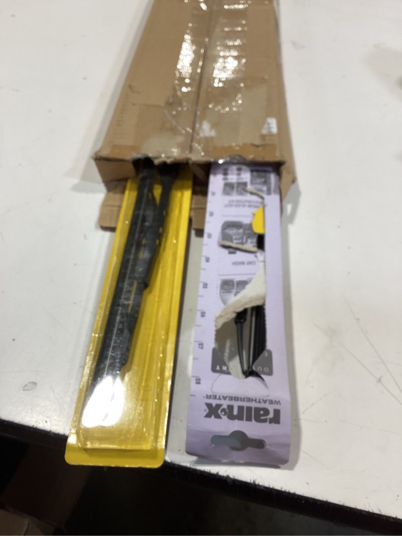Condition photo showing Good Condition for rain-x 820249 weatherbeater wiper blades, 26" and 20" windshield wipers (pack of 2), automotive replacement windshield wiper blades that meet or exceed oem quality and durability standards 26" and 20" pack of 2