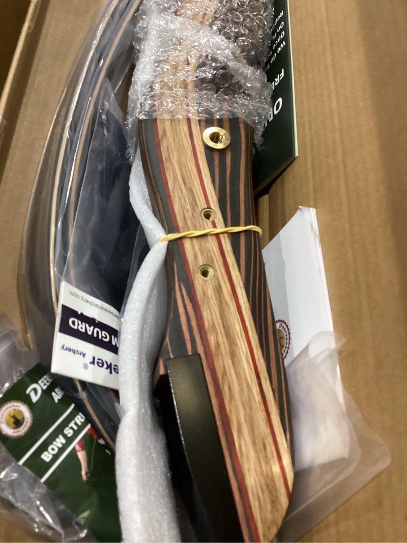 Condition photo showing Good Condition for deerseeker archery 62" takedown recurve bow set with right hand & left-handed riser laminated limbs 