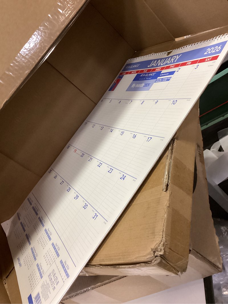 Condition photo showing Good Condition for at-a-glance 2026 wall calendar, 15-1/2" x 22-3/4", large (pm32826)