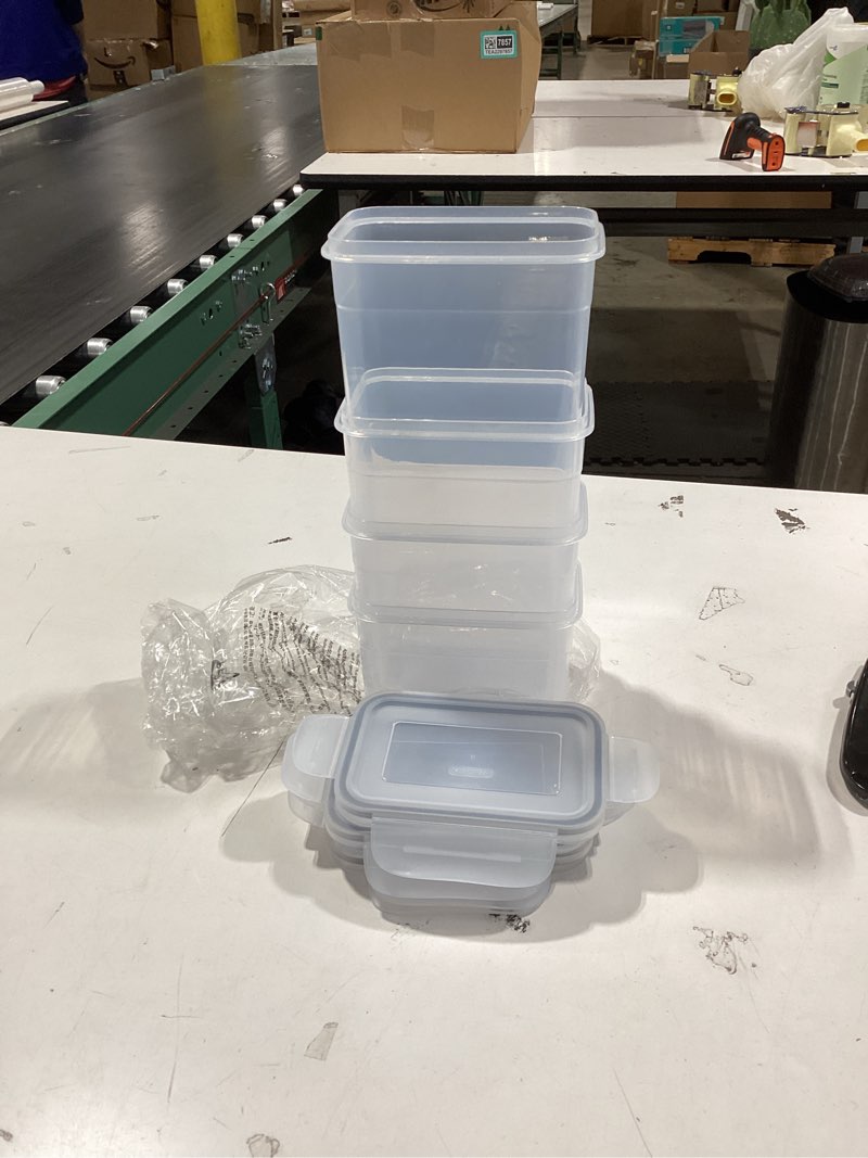 Condition photo showing Good Condition for MR.SIGA 4 Pack Airtight Food Storage Container Set, BPA Free Kitchen Pantry Organization Canisters with One-handed Leak Proof Lids, 1L / 33.8oz, Medium, White White 34 Ounce (Pack Of 4)