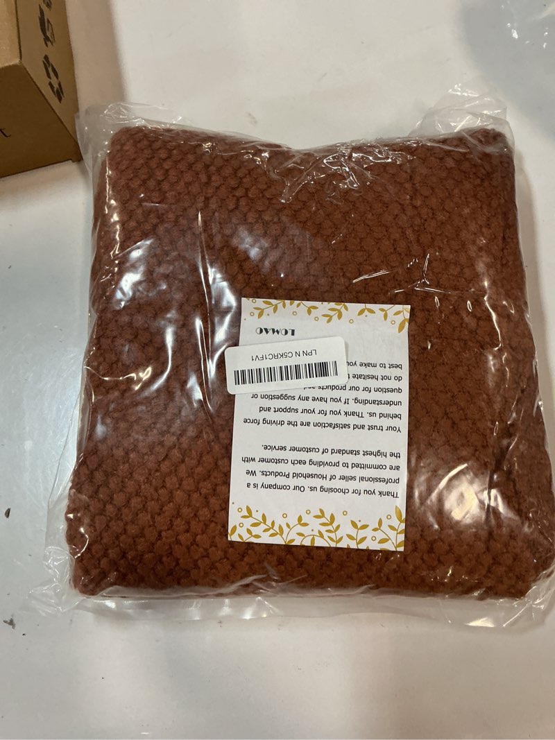https://lotting-media.assets.bidfta.com/lotting_472da212-ef42-446a-8ab8-049ecd5e680e