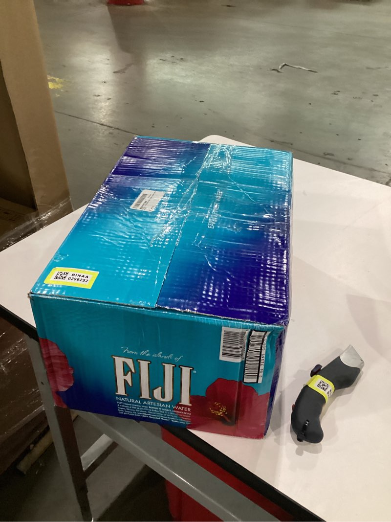 Fiji Water (4-  6 pack )
