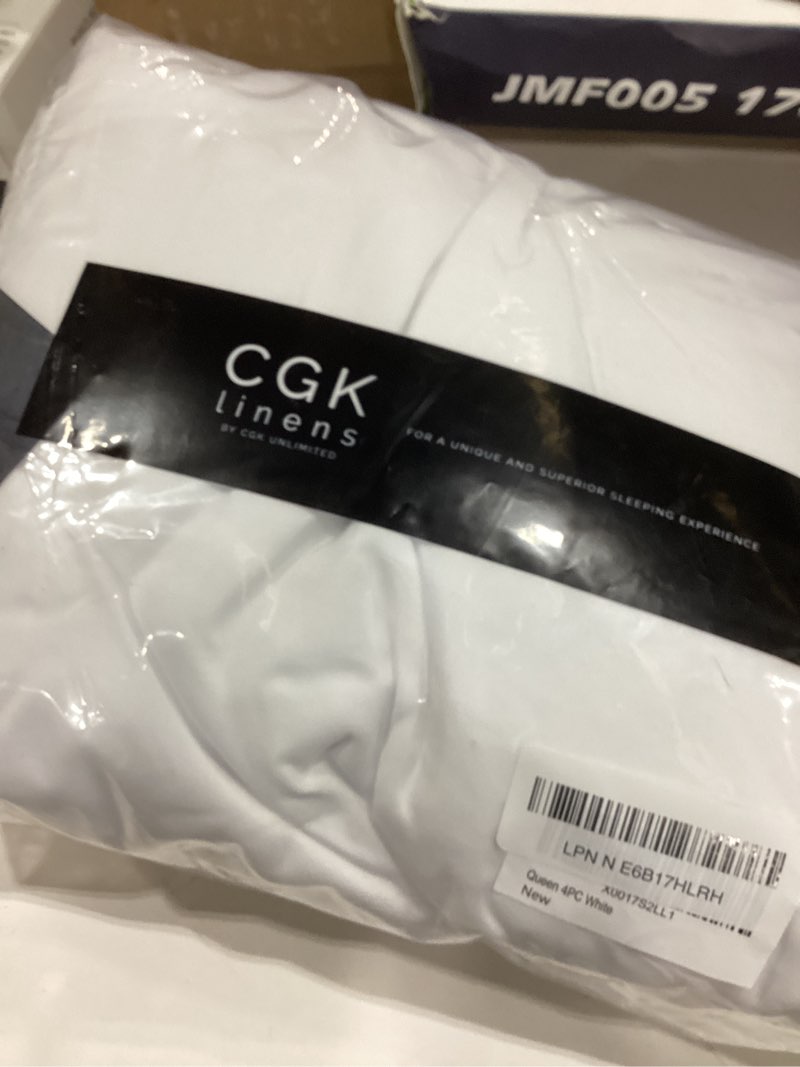 Condition photo showing Good Condition for queen size 4 piece sheet set - comfy breathable & cooling sheets - hotel luxury bed sheets for women & men - deep pockets, easy-fit, extra soft and wrinkle free sheets - white oeko-tex bed sheet set 01 - white queen