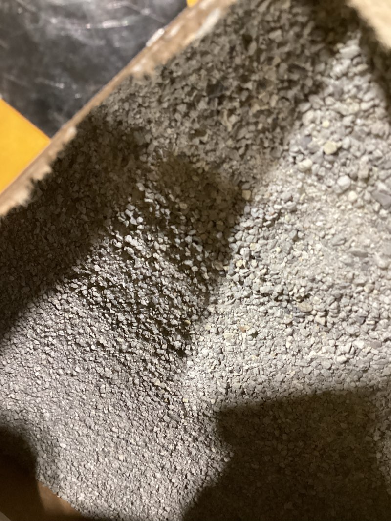 Condition photo showing Good Condition for ARM & HAMMER Clump & Seal Platinum Cat Litter, Multi-Cat, 14-Day Odor Control, Rock-Hard Clumps, 18 lbs – Powerful Odor Eliminator with Baking Soda Clumping Cat Litter 18 lbs