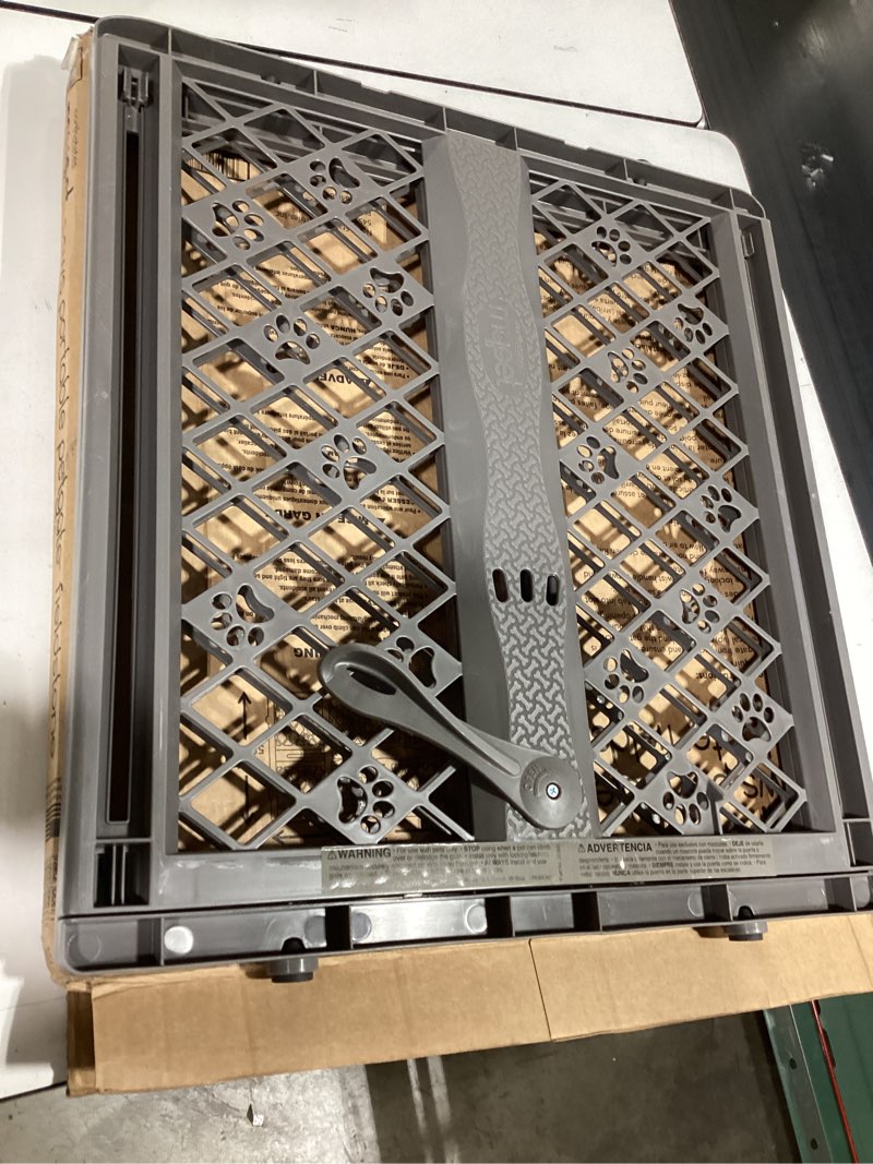 Condition photo showing Good Condition for mypet north states paws portable pet gate: 26-40" wide. pressure mount. no tools needed. made in usa, 23" tall, expandable, durable dog gates for doorways, fieldstone gray