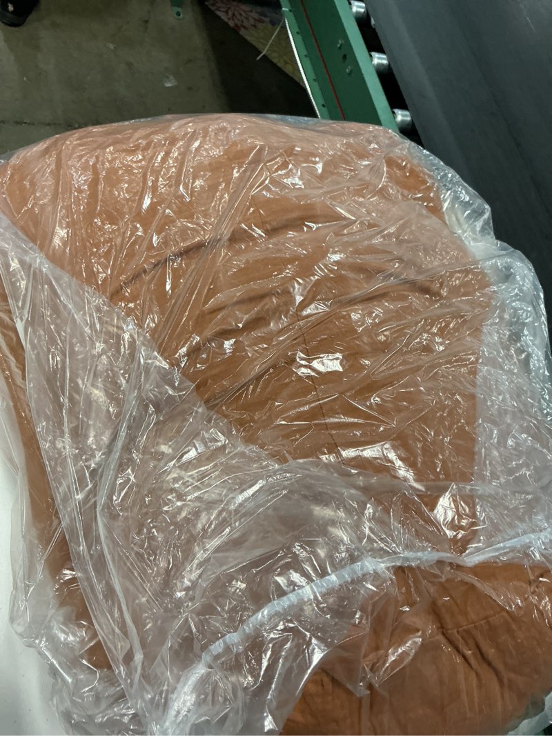Condition photo showing Good Condition for organic airy gauze box quilt, king/cal king, terracotta
