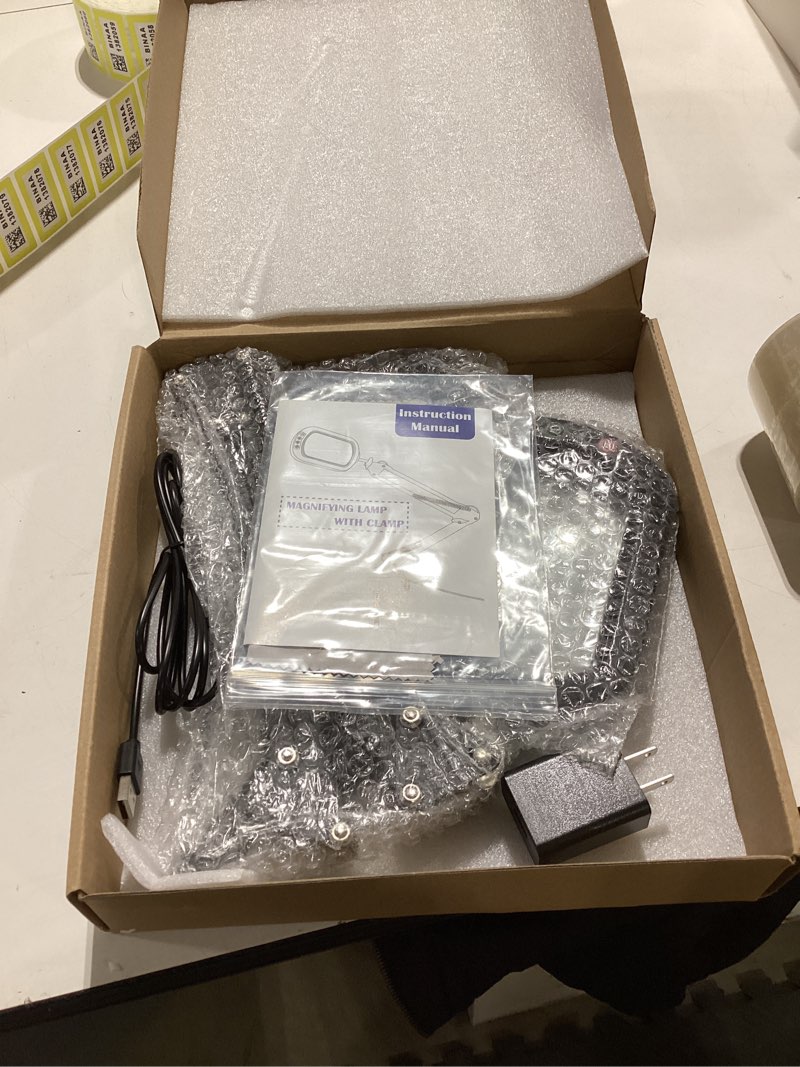 Condition photo showing Good Condition for 10X Rectangle Magnifying Glass with Light and Clamp, 5 Color Modes Stepless Dimmable, Lighted Magnifier with Stand Hands Free, Flexible Swing Arm LED Desk Lamp for Close Work, Craft, Reading, Painting Black 14.35" Swing Arm