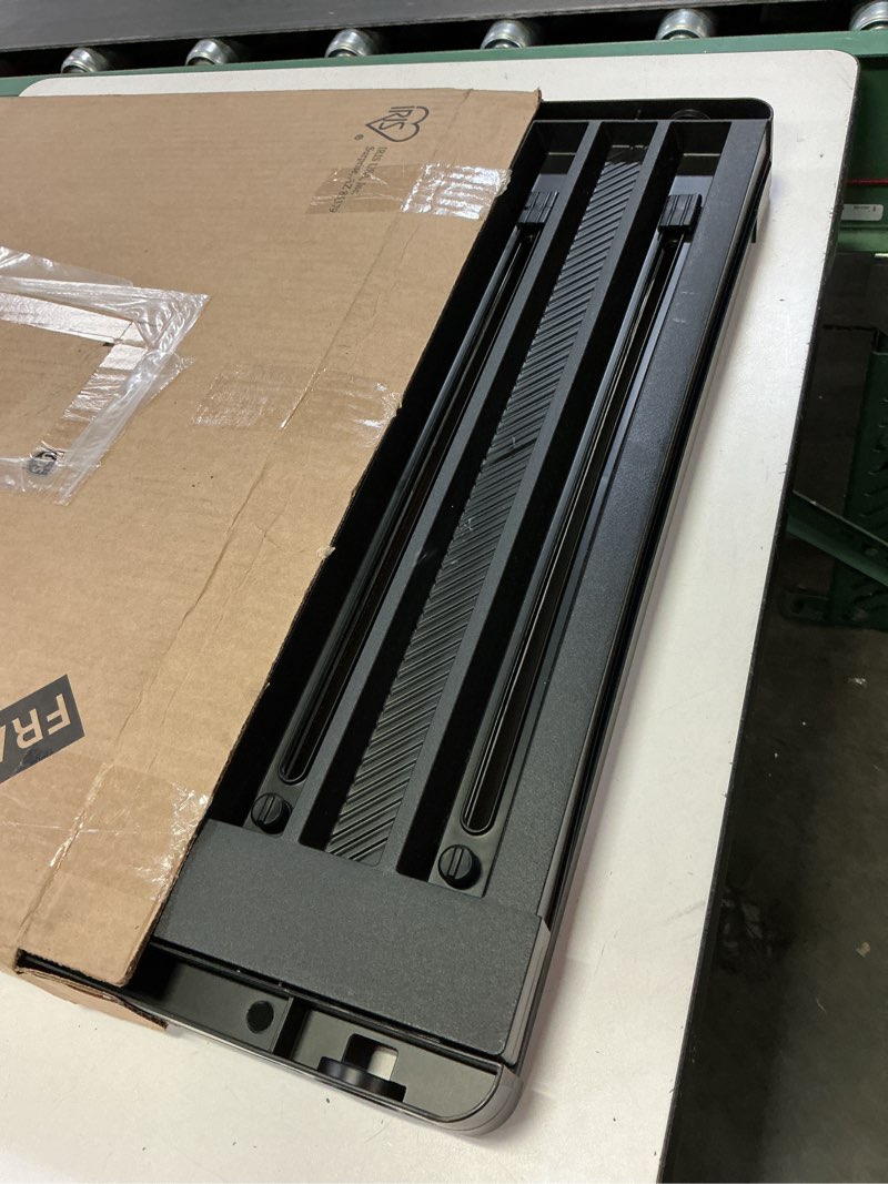 Condition photo showing Good Condition for iris usa 24"-39" dog gate, adjustable indoor pet barrier, pet gate for puppy, small dog, cat, easy twist-to-lock for doorways & stairs, portable, expandable, 25" tall, black black 1 pack