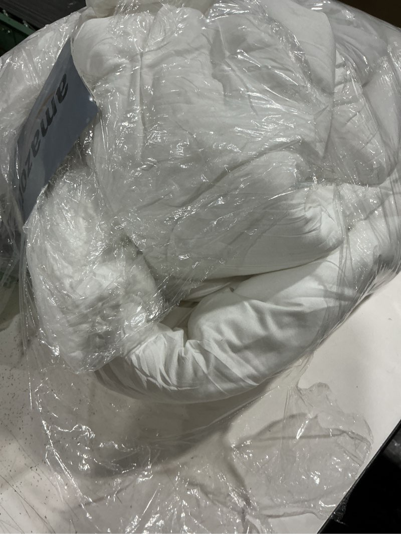Condition photo showing As Is for bedsure comforter duvet insert - quilted comforters king size, all season duvet, gentlesoft down alternative bedding blanket, with 8 tabs, gifts for women/men, white, king 90 x 102 inches white king