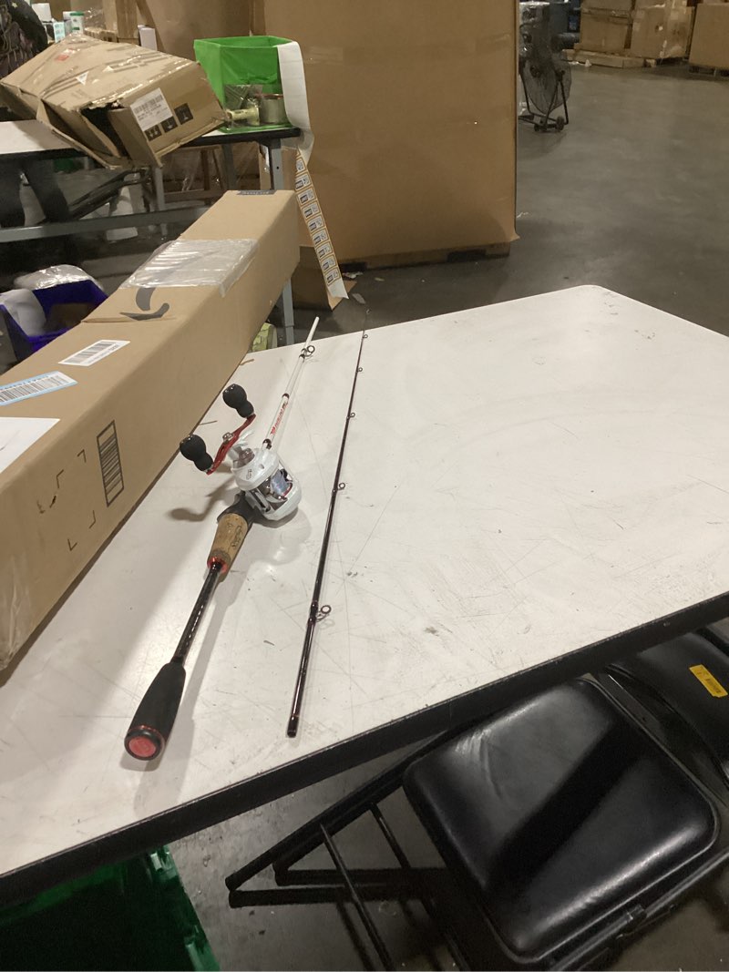 Condition photo showing New/Like New for sougayilang fishing rod and reel combo, medium heavy fishing pole with baitcasting reel combo, 2-piece baitcaster combo blue-right handed reel combo 5.9 ft-mh-fast-rod