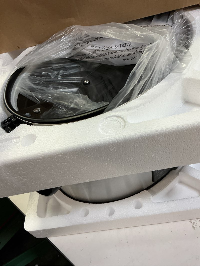 Condition photo showing Good Condition for crock-pot 7-quart slow cooker, portable programmable with timer, locking lid, stainless steel; an essential kitchen appliance, perfect for families and gatherings